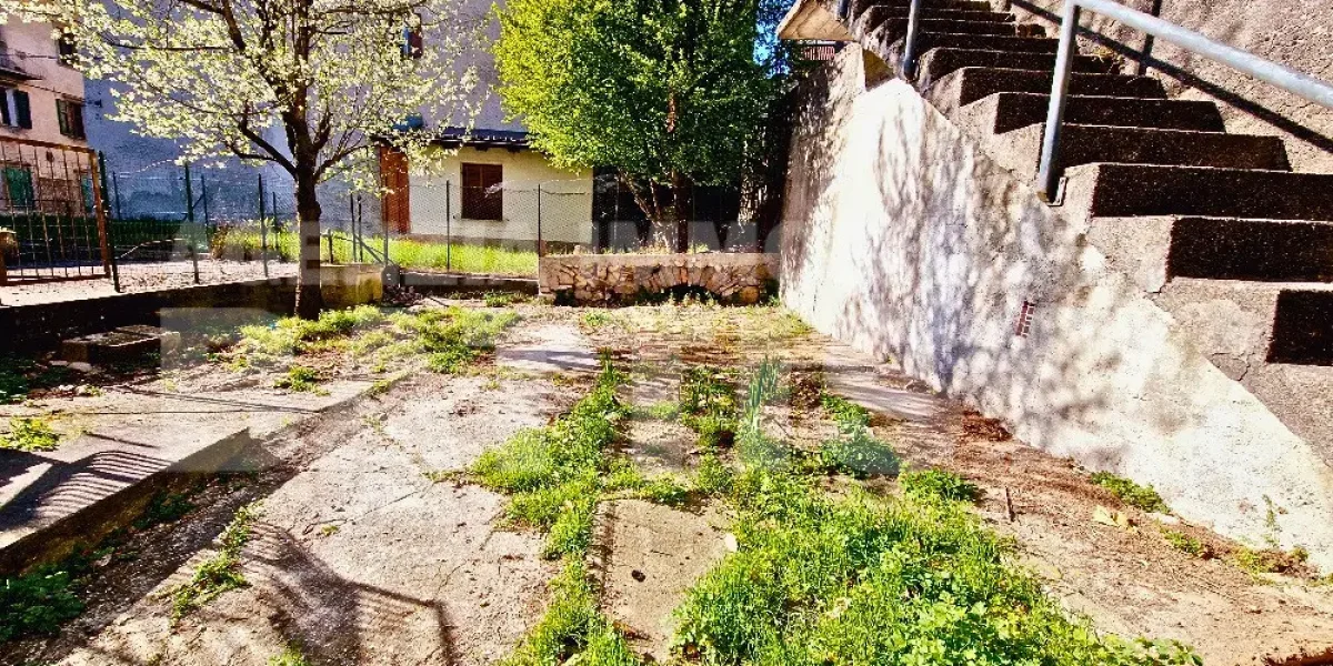 CASA INDIPENDENTE CON GIARDINO