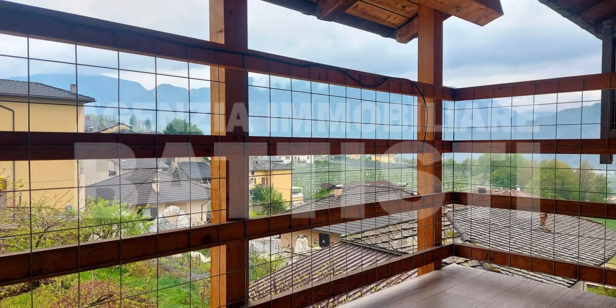 LUMINOSA PROPRIETÀ INDIPENDENTE