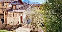 CASA INDIPENDENTE CON GIARDINO