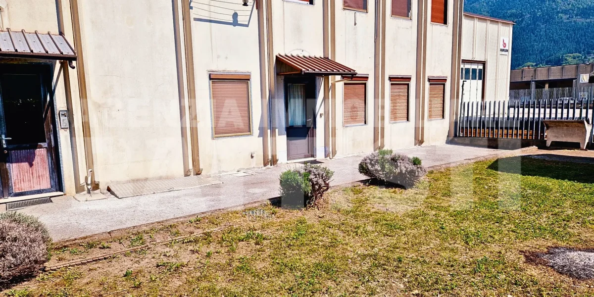 ALLOGGIO CON GIARDINO