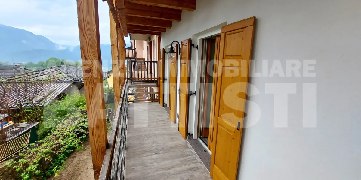 LUMINOSA PROPRIETÀ INDIPENDENTE