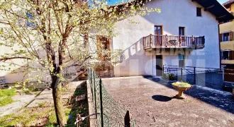 CASA INDIPENDENTE CON GIARDINO