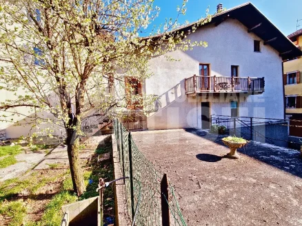 CASA INDIPENDENTE CON GIARDINO