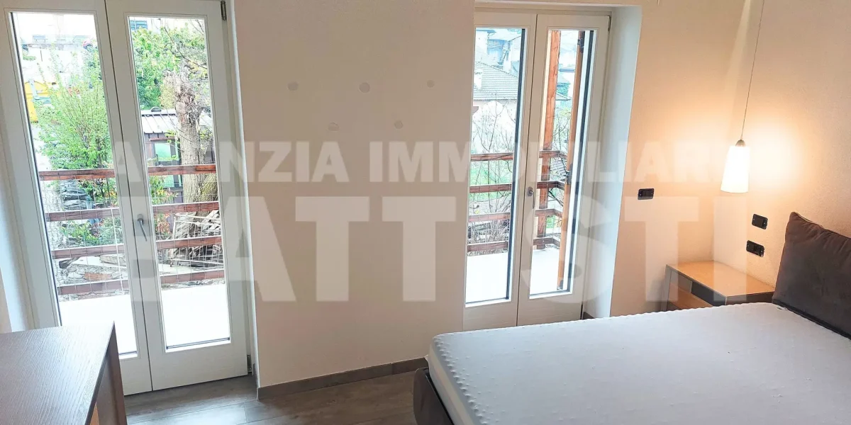 LUMINOSA PROPRIETÀ INDIPENDENTE