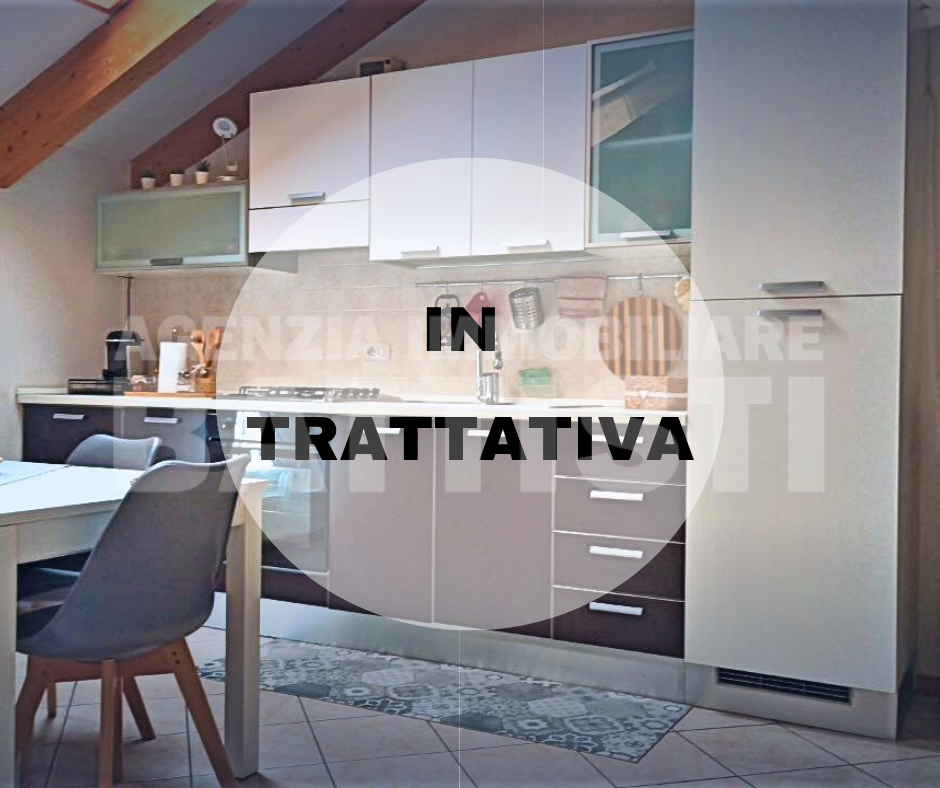 GRAZIOSO APPARTAMENTO MANSARDATO