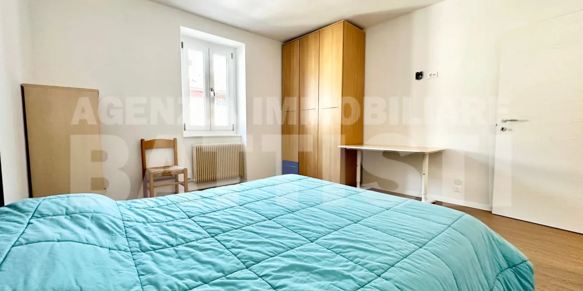 APPARTAMENTO ARREDATO CON GIARDINO