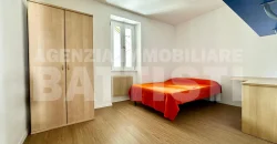 APPARTAMENTO ARREDATO CON GIARDINO