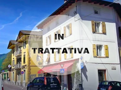 TRILOCALE IN CENTRO STORICO