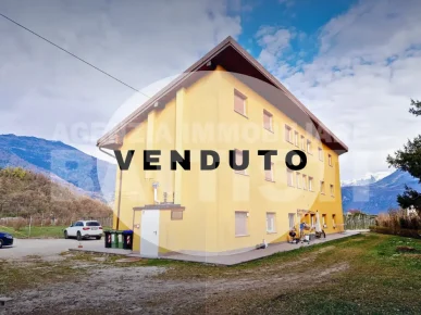 APPARTAMENTO IMMERSO NEL VERDE