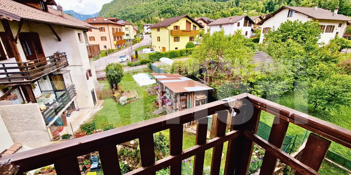 PORZIONE TERRA-TETTO