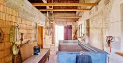 CASA INDIPENDENTE CON TERRENO