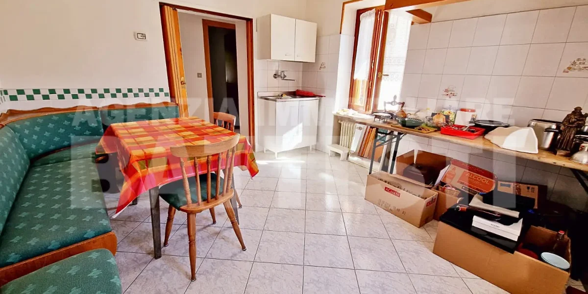 APPARTAMENTO CON TERRENO EDIFICABILE