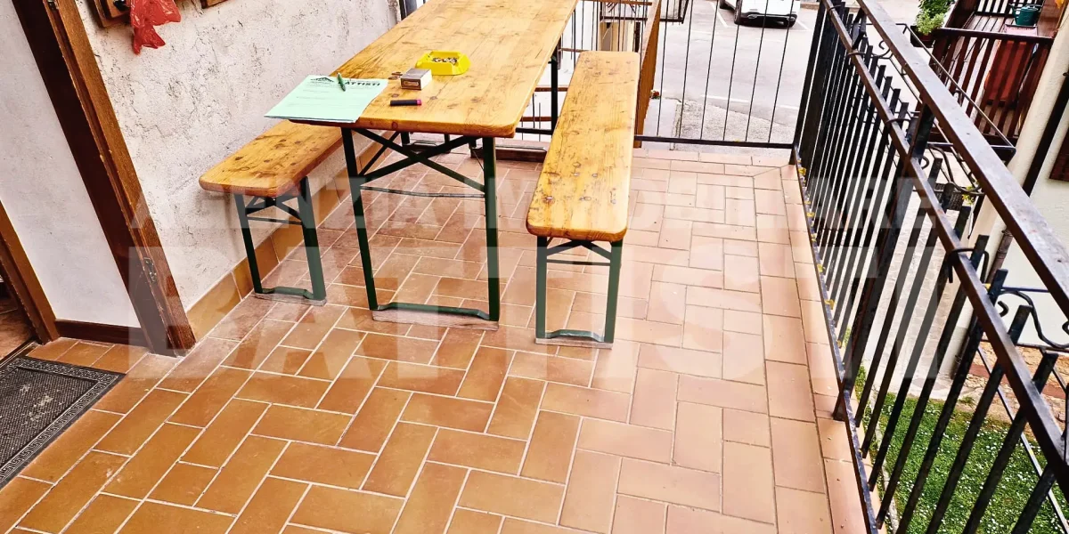PORZIONE TERRA-TETTO