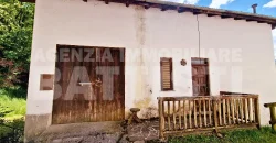 CASA INDIPENDENTE CON TERRENO