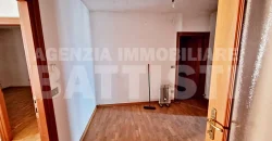 INTERA PORZIONE IN CENTRO