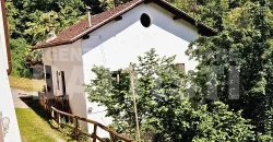 CASA INDIPENDENTE CON TERRENO