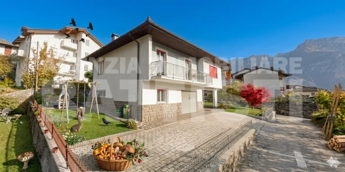 VILLA CON GIARDINO
