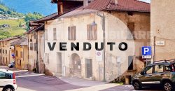 INTERA PORZIONE IN CENTRO