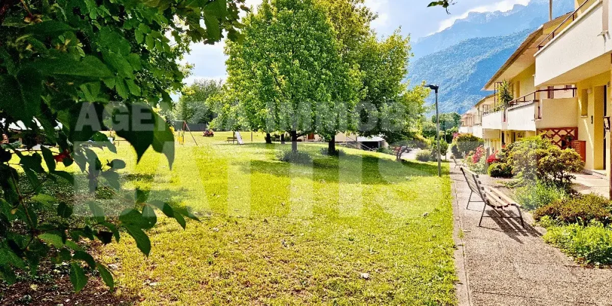 VILLETTA A SCHIERA