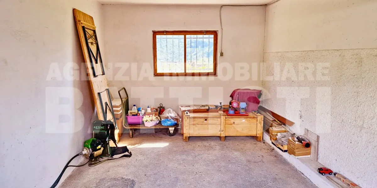 APPARTAMENTO CON TERRENO EDIFICABILE