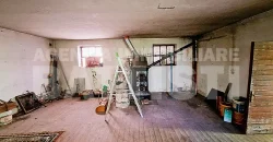 CASA INDIPENDENTE CON TERRENO