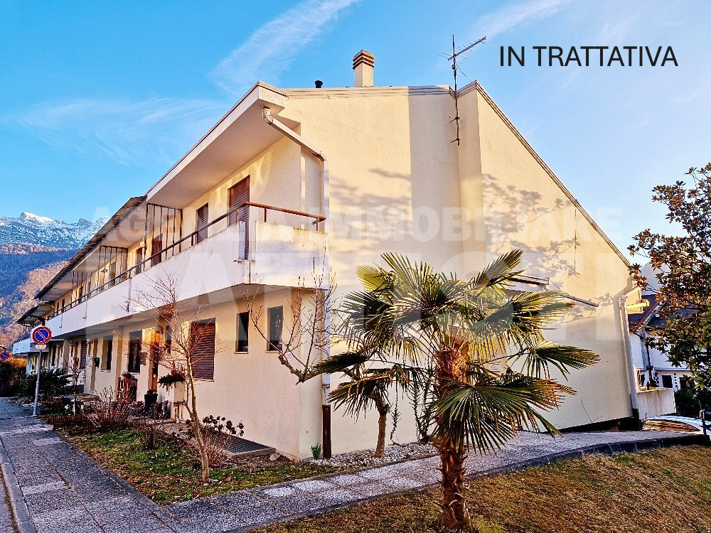 VILLETTA A SCHIERA