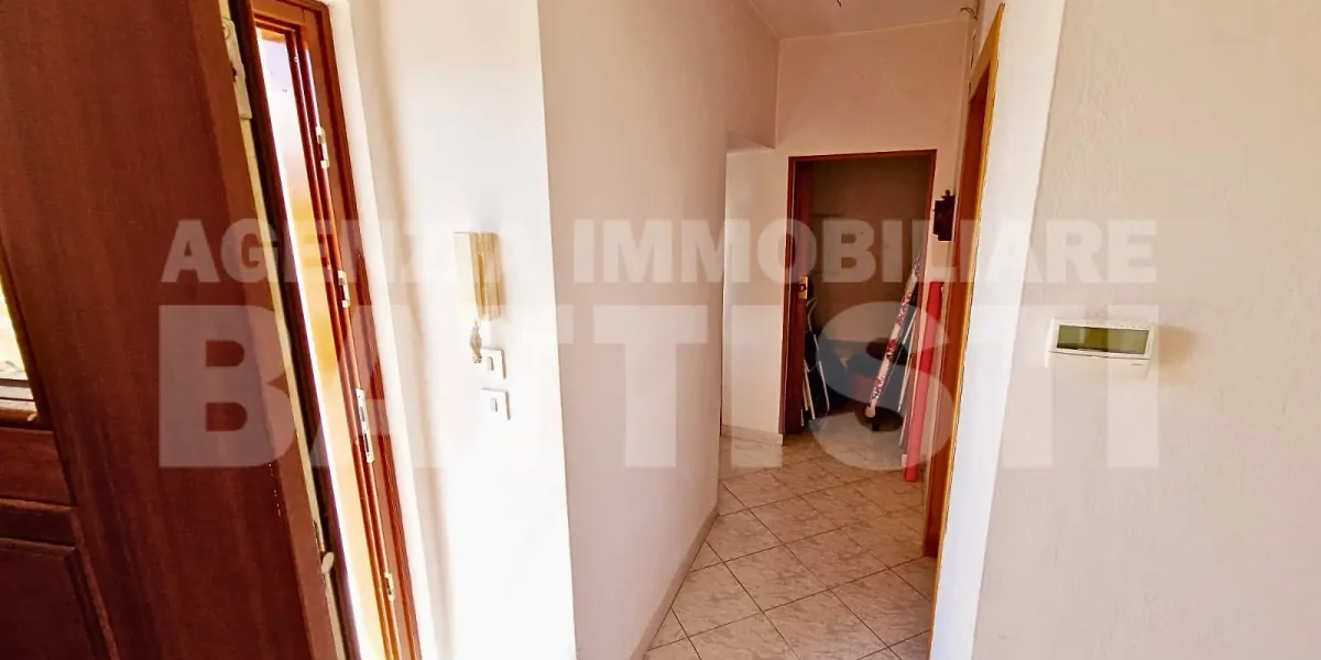 APPARTAMENTO CON TERRENO EDIFICABILE
