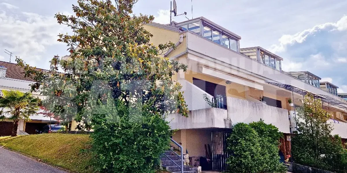 VILLETTA A SCHIERA