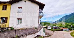 PORZIONE CON CORTILE PRIVATO