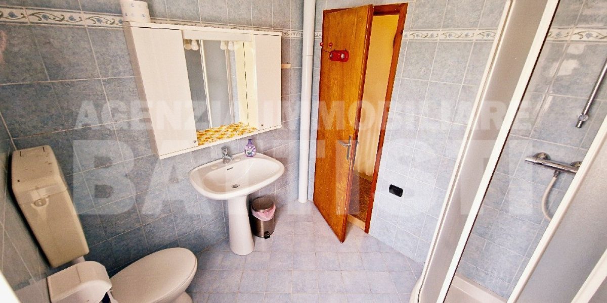 PORZIONE CON CORTILE PRIVATO