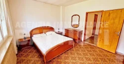 PORZIONE CON CORTILE PRIVATO