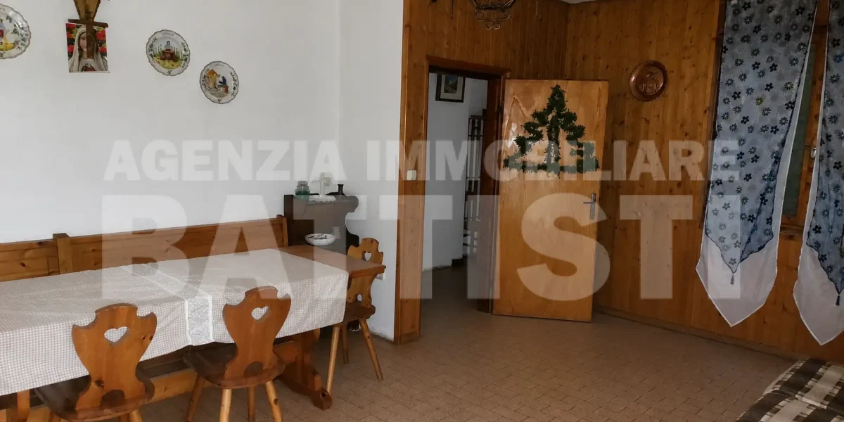 PORZIONE CON TERRENO