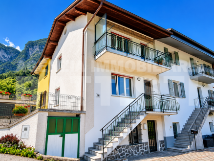 PORZIONE CON CORTILE PRIVATO