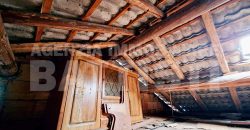 PORZIONE CON CORTILE PRIVATO