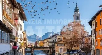MANSARDA ARREDATA IN CENTRO