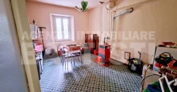 AMPIO APPARTAMENTO IN SUGGESTIVA POSIZIONE