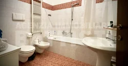ELEGANTE MANSARDA IN CENTRO