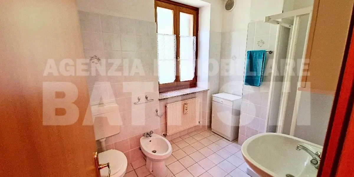 PORZIONE IN COLLINA RISTRUTTURATA