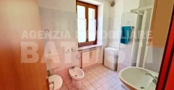 PORZIONE IN COLLINA RISTRUTTURATA