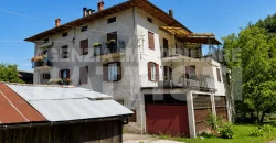 APPARTAMENTO CON GARAGE E POSTO AUTO – LONA / LASES