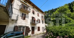 APPARTAMENTO CON GARAGE E POSTO AUTO – LONA / LASES