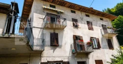 APPARTAMENTO CON GARAGE E POSTO AUTO – LONA / LASES