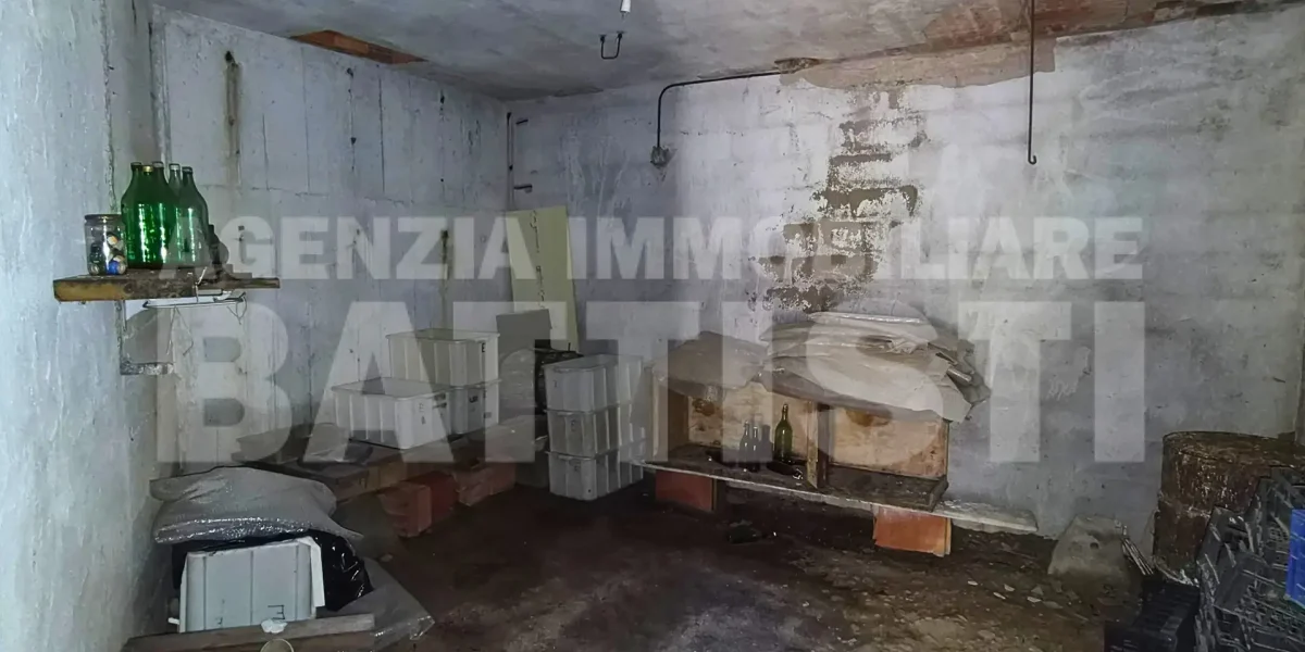 APPARTAMENTO CON GARAGE E POSTO AUTO – LONA / LASES