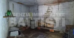 APPARTAMENTO CON GARAGE E POSTO AUTO – LONA / LASES