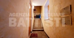 AMPIO ALLOGGIO IN CENTRO