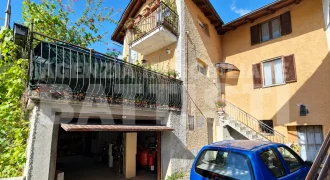 CASETTA CON TERRAZZO