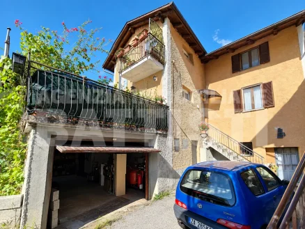 CASETTA CON TERRAZZO