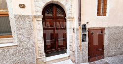 AMPIO ALLOGGIO IN CENTRO