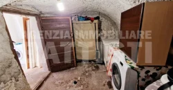 CASETTA CON TERRAZZO