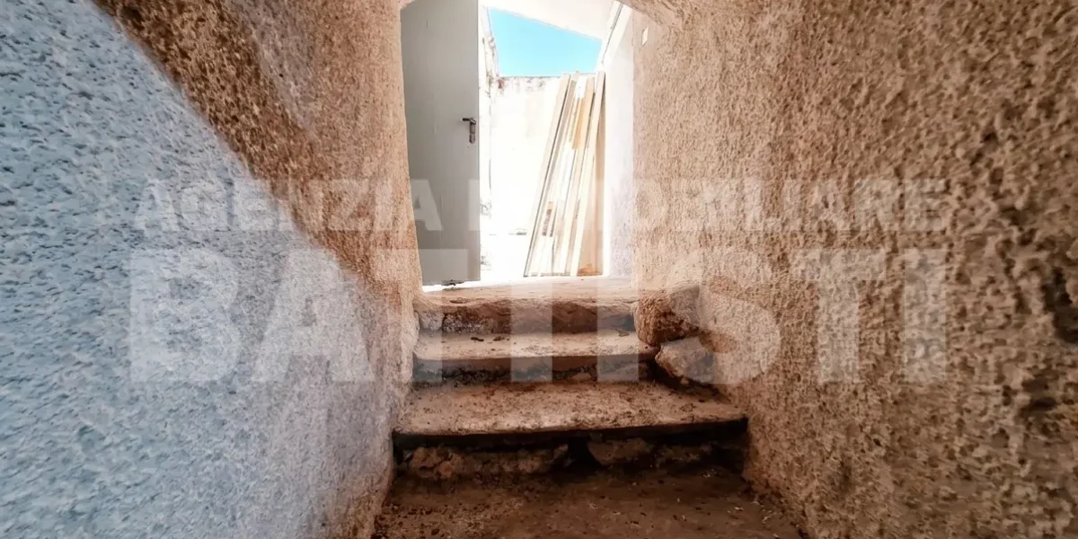 CASETTA CON TERRAZZO